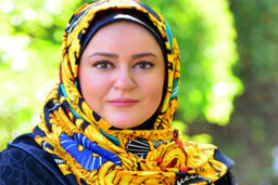 ماجرای جالب خواستگار سرزده و رقص هندی نعیمه نظام دوست!