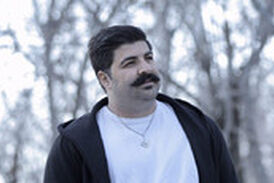 اجرای آهنگ محمد اصفهانی در کنسرت بهنام بانی
