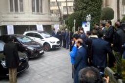 روحانی و جهانگیری پشت فرمان خودروی جدید ایرانی