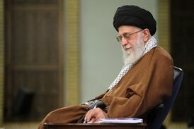 قرائت پیام رهبر انقلاب در مراسم تشییع حجج‌الاسلام رازینی و مقیسه