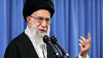 دیدار آیت الله خامنه ای با مردم