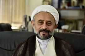 حجه الاسلام نقویان : شما که مردم را گزینش می‌کنید، چرا وقت مریضی سراغ پروفسور سمیعی دوملیتی می‌روید؟