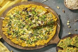طرز تهیه سوهان قمی؛ کشف راز صد ساله این شیرینی ایرانی محبوب