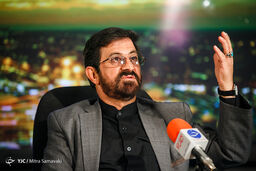 مدح امیرالمومنین‌ (ع) توسط مرتضی طاهری در کنار کعبه!
