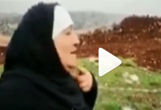 پیرزن لبنانی که سربازان صهیونیست را مورد عنایت قرار داد!