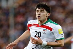 گل دوم ایران به چین توسط سردار آزمون