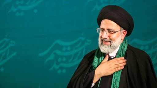 حضور حسن روحانی در ستاد مردمی ثمر/فیلم