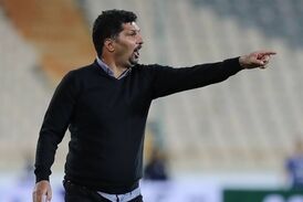 انتقاد حسینی از تبعیض بین او و یحیی