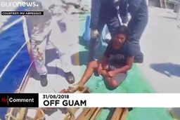 نجات یک نوجوان پس از ۴۹ روز سرگردانی در دریا