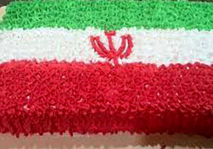 پخت کیک ۱۲۰ کیلویی به رنگ پرچم ایران